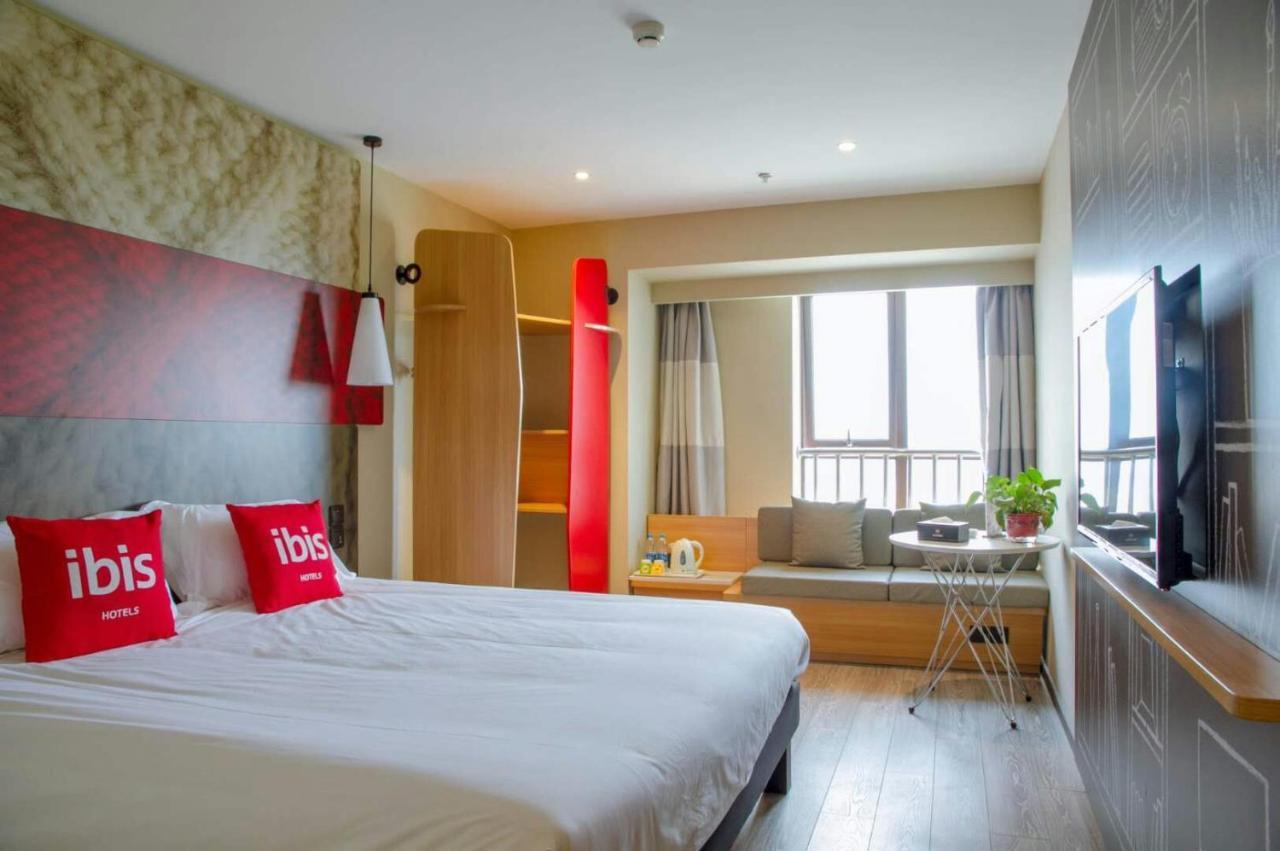Ibis Dujiangyan Hotel Chengdu Exterior foto