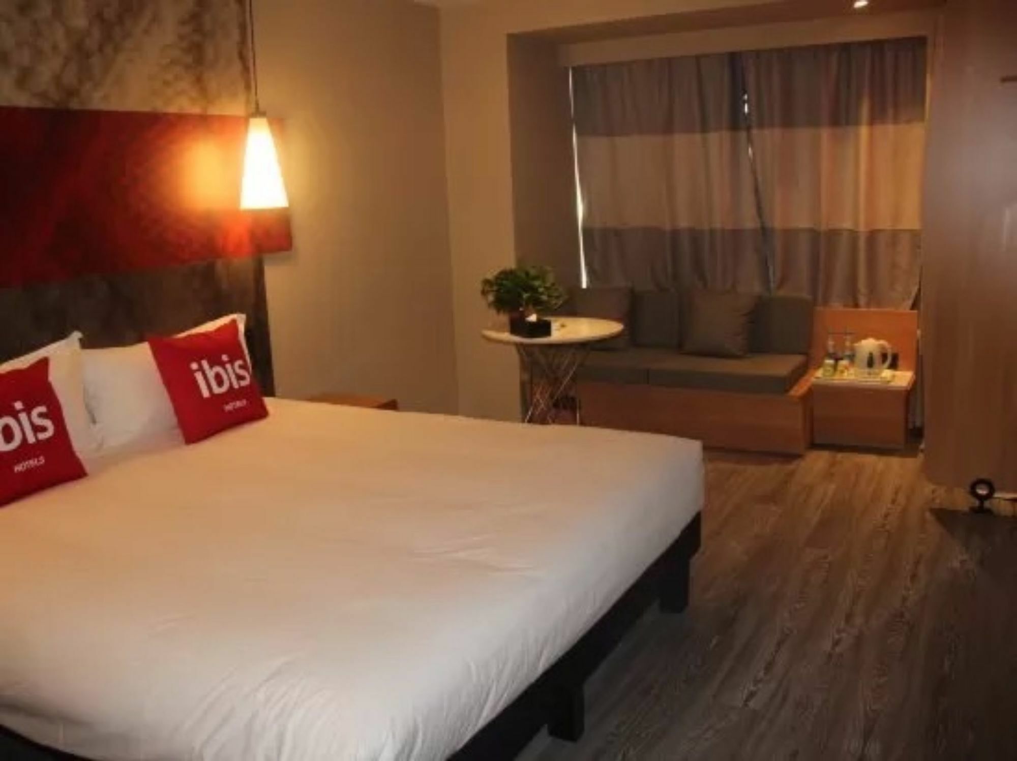 Ibis Dujiangyan Hotel Chengdu Exterior foto
